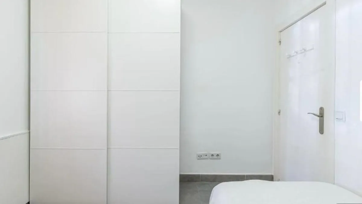 d803155f-ddb8-4ab1-a564-700807bba7ea