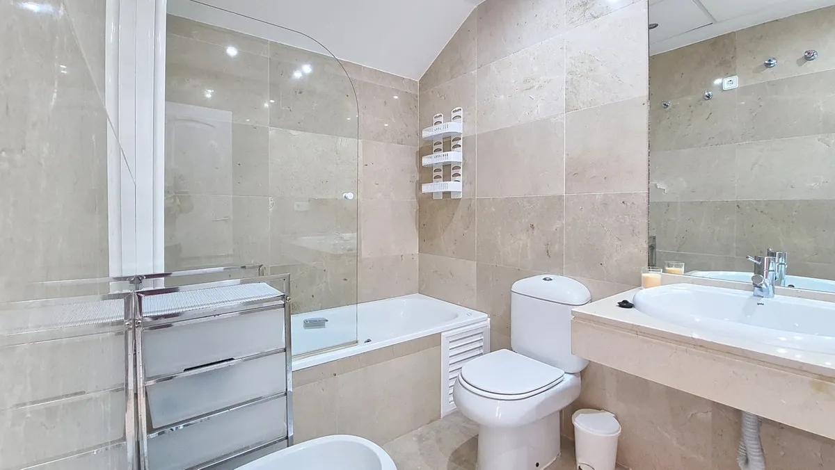 d7604644-8ef0-4003-86f9-6c36f62864ce