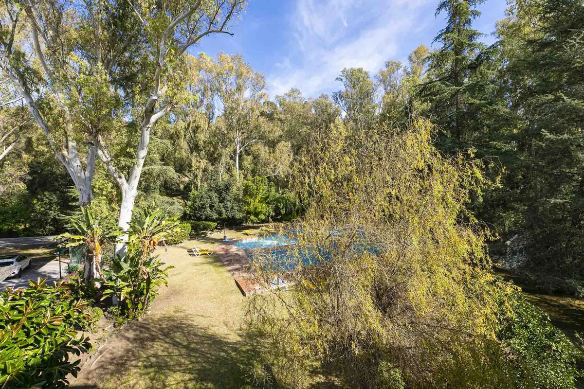 7a5b57bb-9d82-4bcb-a7f8-0053dc1054ea