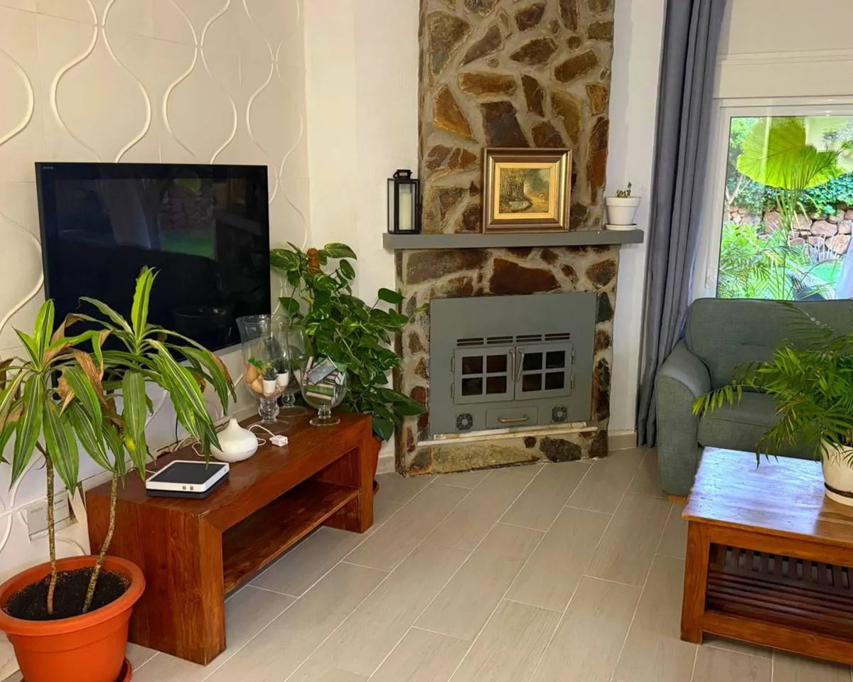 43965582-668f-4962-a15e-15c22bb74760