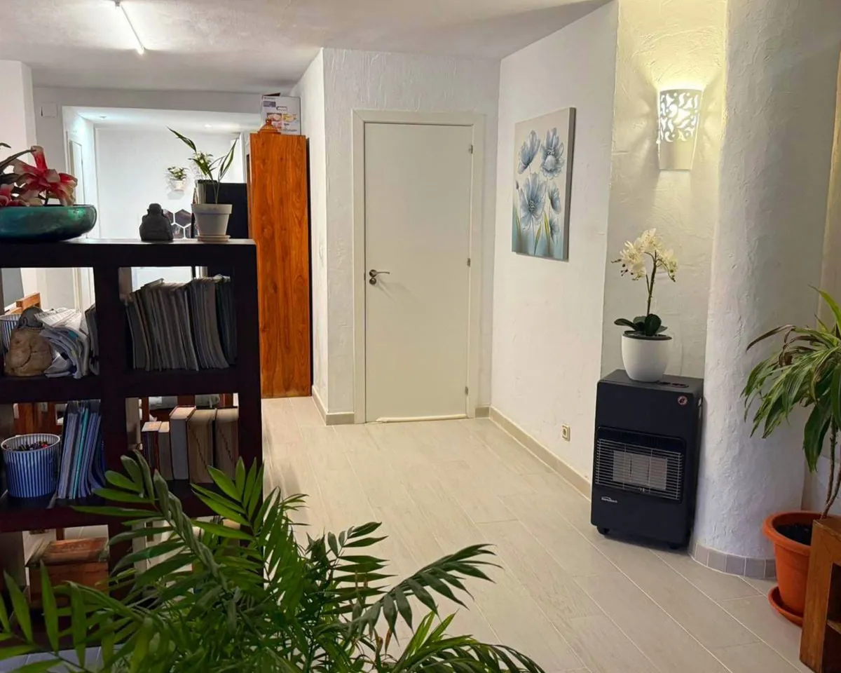 ac3a085a-23f5-4e5e-956a-d418e4bea86e