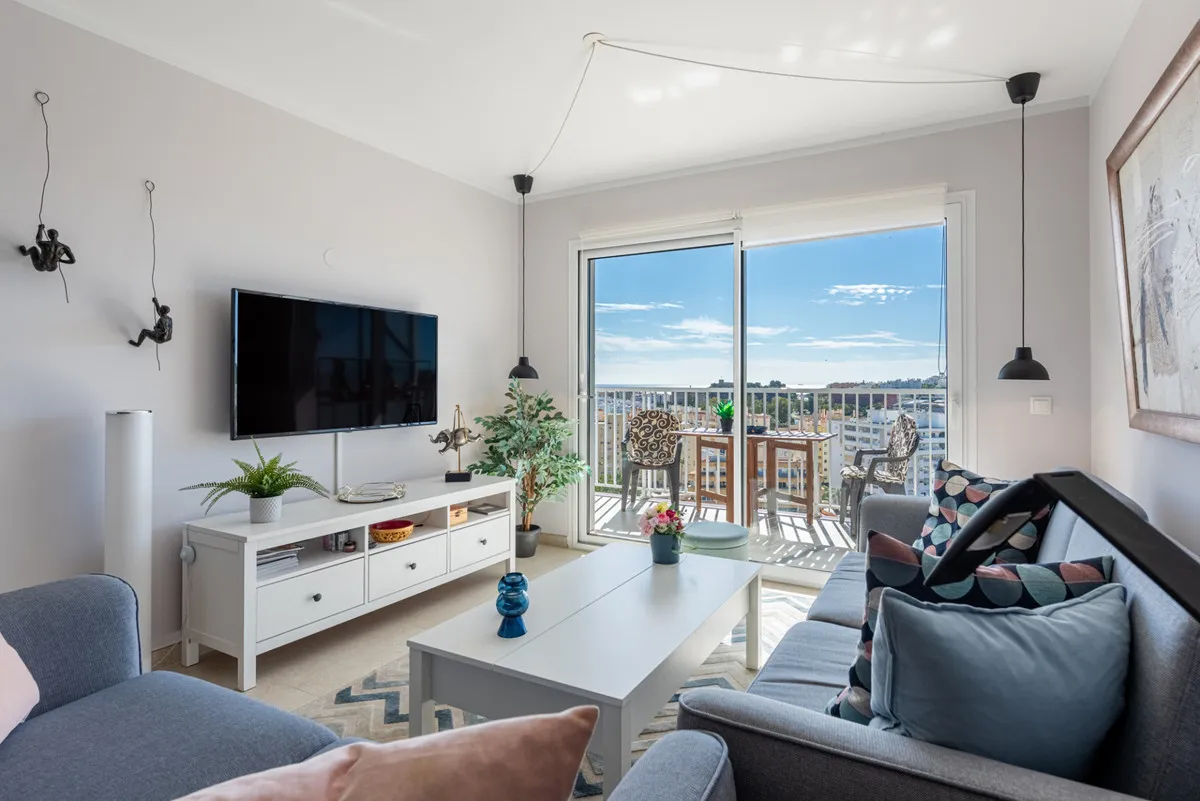 14d2dba2-acd4-46a4-b4c6-9e8d1f38921e