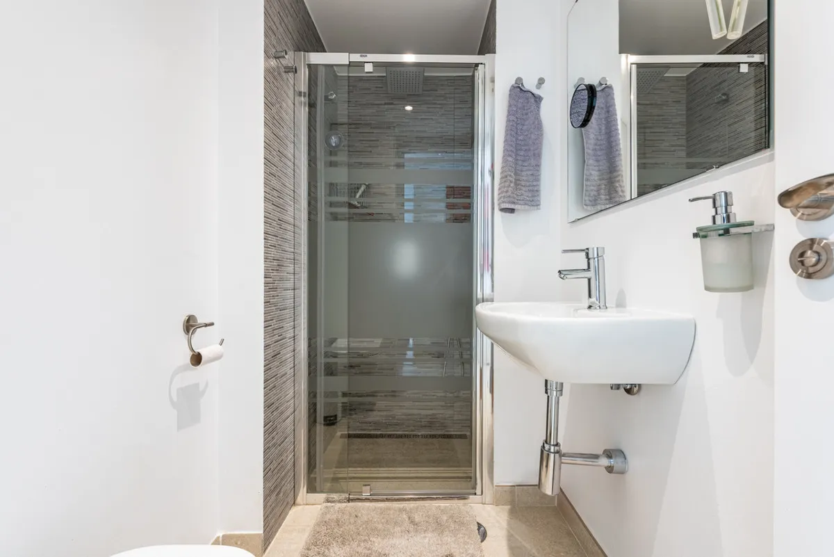 dc60dbd1-46d7-4d56-a13a-101ac489902c