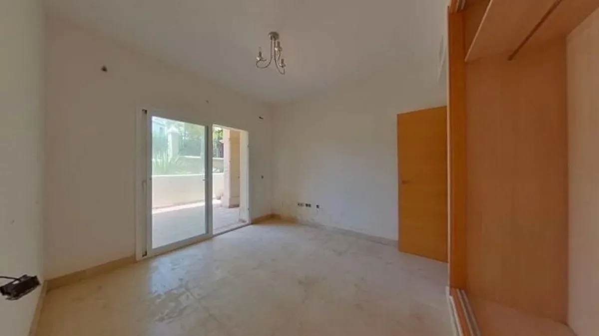 18bb1786-b2c4-4eac-824a-c6e253271a80