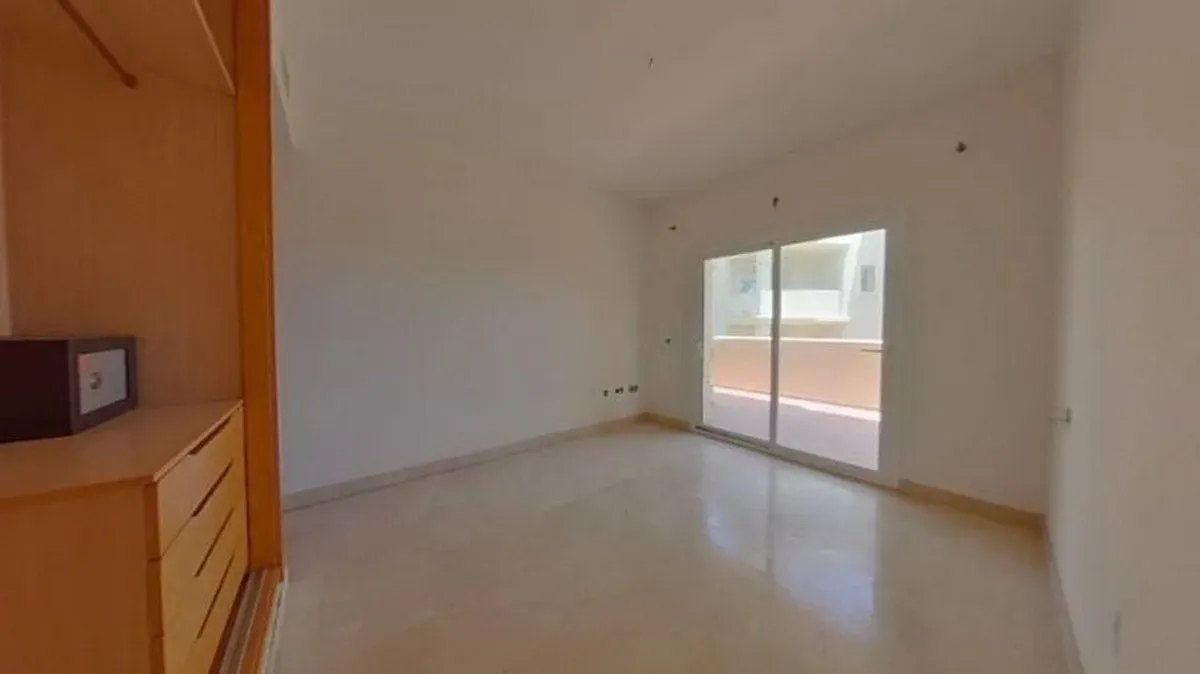 1faa0d8b-ce94-4085-9283-abcf3b2699f5