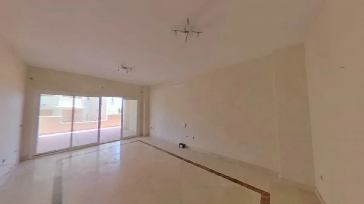 3ff30eda-86d0-4ee1-93b4-e435108b80af