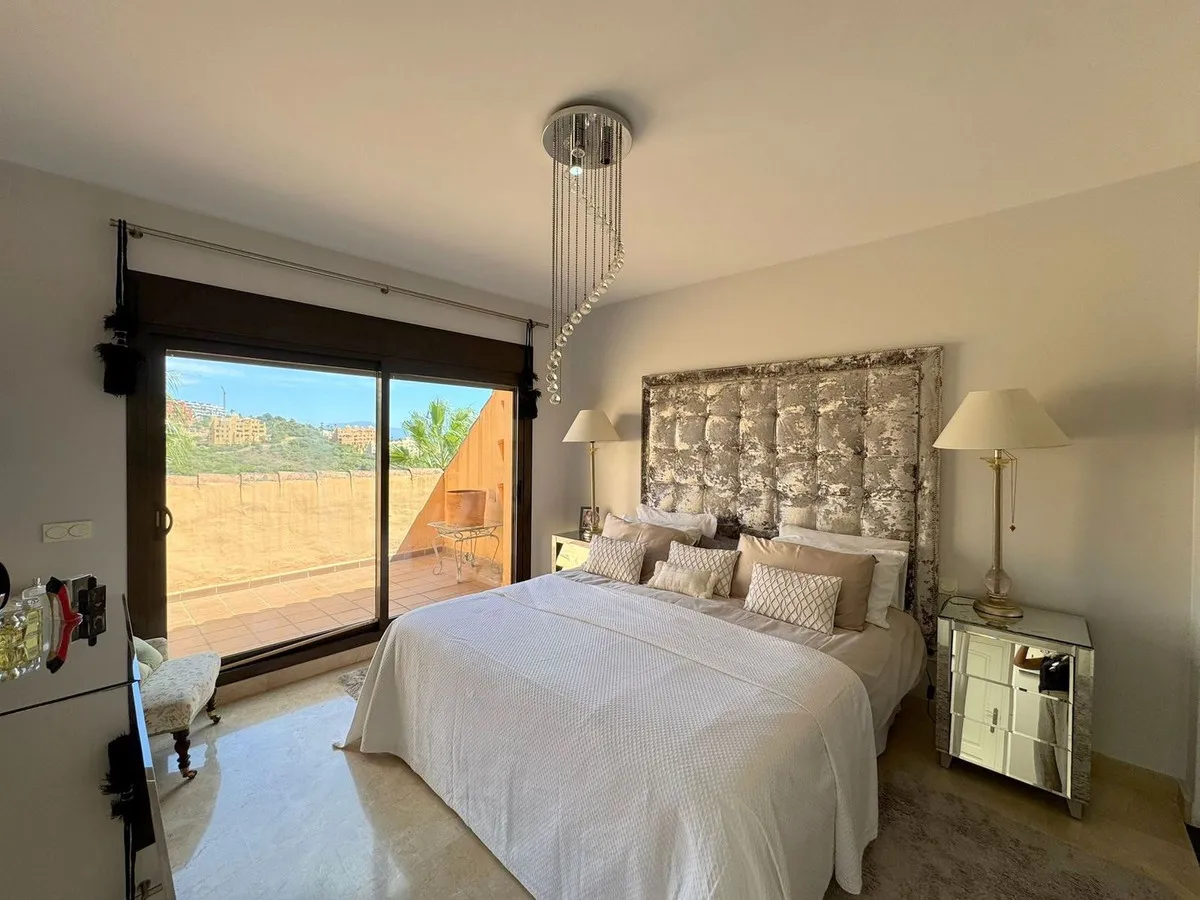 41199846-eddf-4ba8-8a90-da6c8cab4ec6