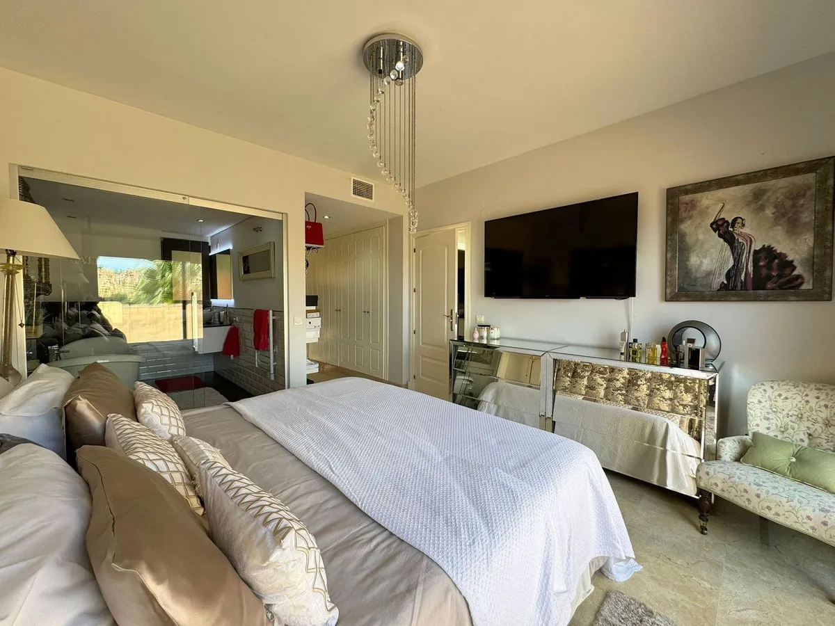 ee1777c2-8261-4dc6-a58e-ff382ad04b38