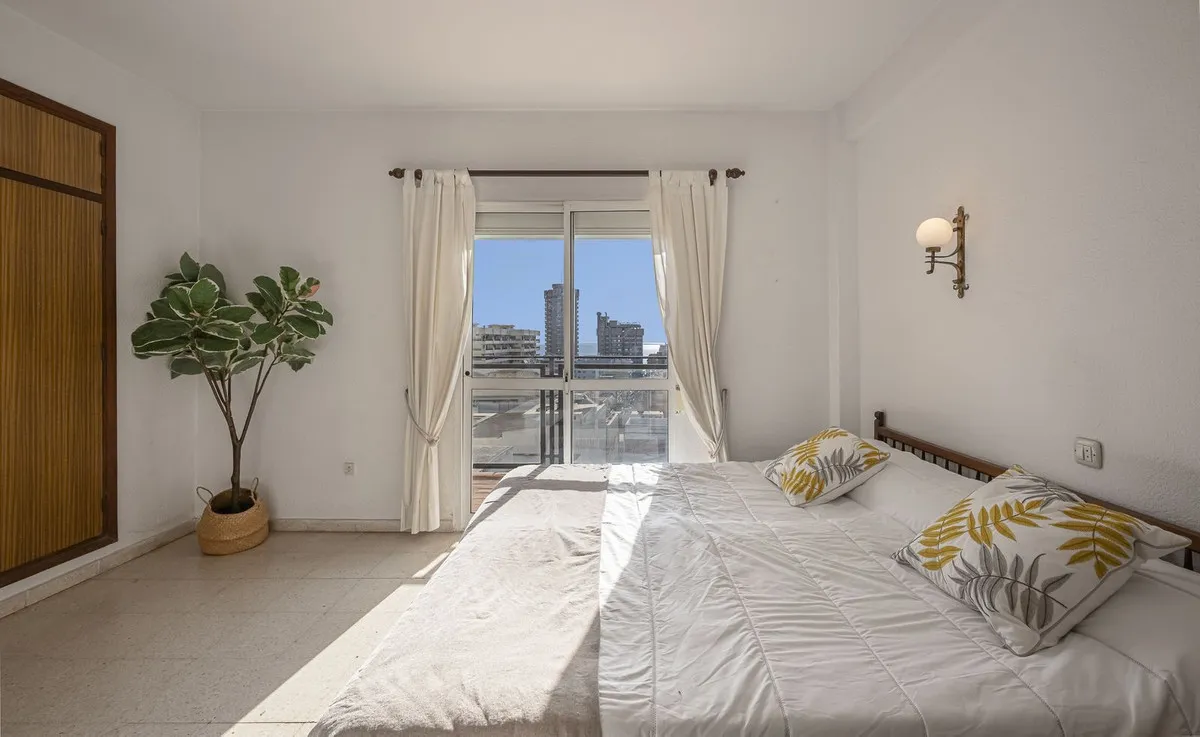 Panoramic Sea View Top-Floor Retreat in Fuengirola