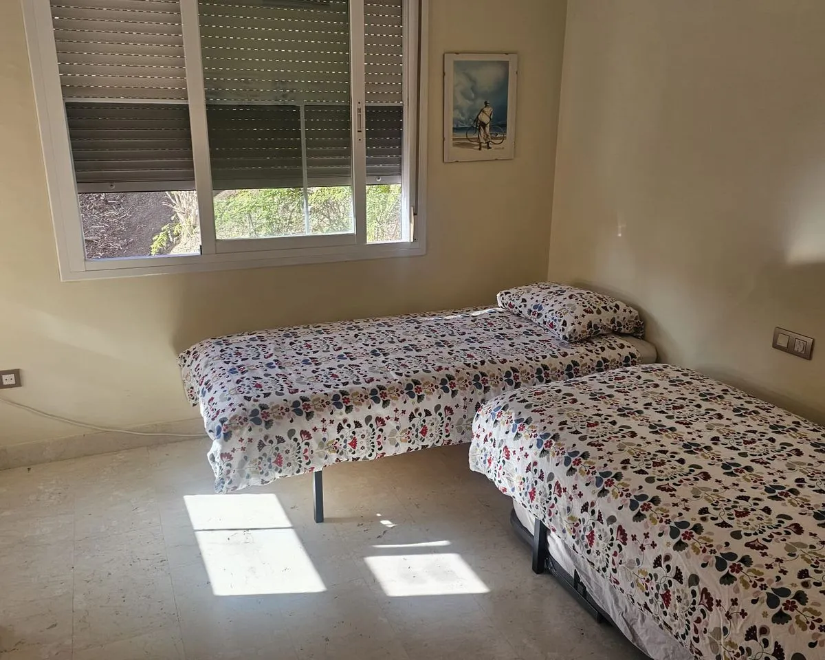 cf9bfbd0-085a-450a-8f18-e0cba6071de4