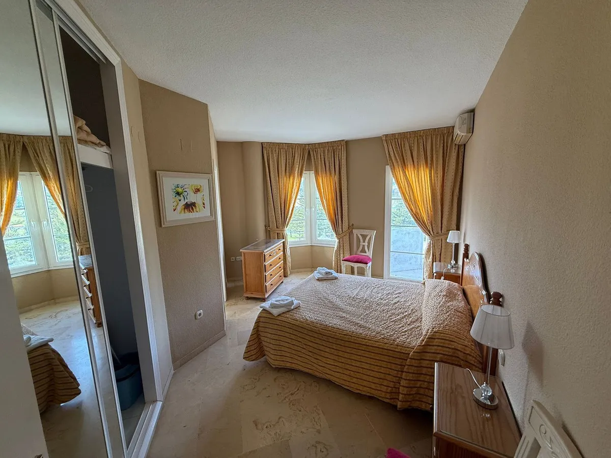 2d8a58cd-e1e8-4b23-9ee3-9b652ba39e12