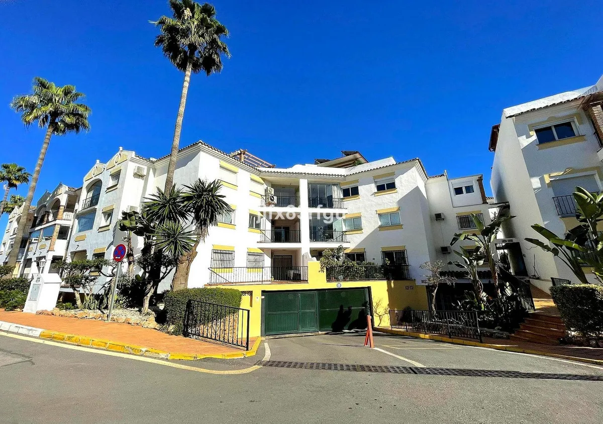 21aaadf3-5117-4333-9c8b-d3e3145efc8d