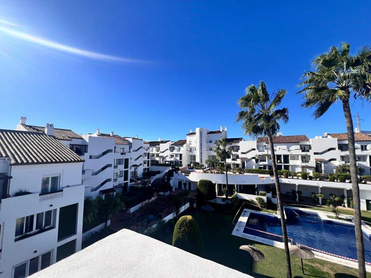 ca83bf6c-2a82-4605-bd9b-d81a5c3ff4af