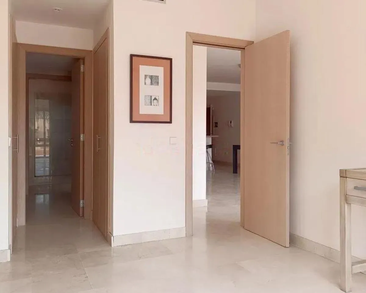 2501db7e-b935-4f3d-8dea-f391ff9c770d