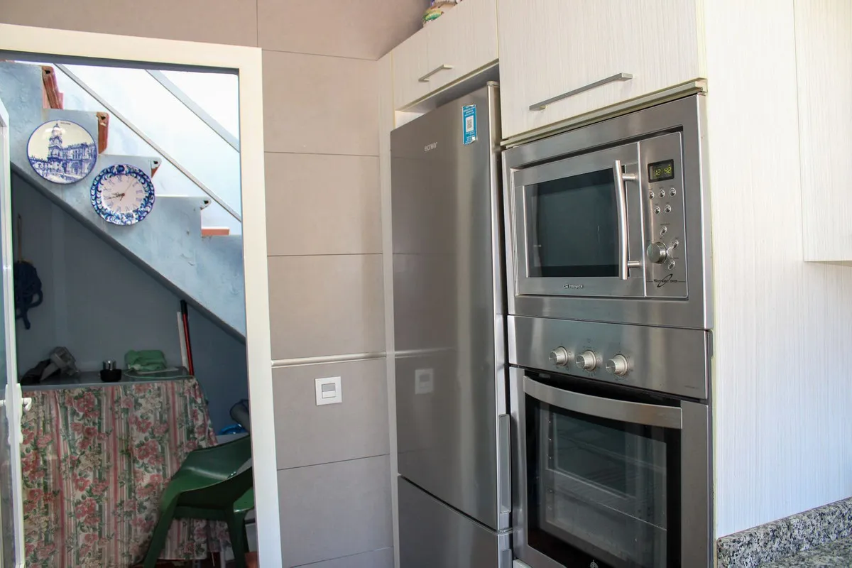 8860f0f3-8561-4596-8a9c-5814ef617cd7