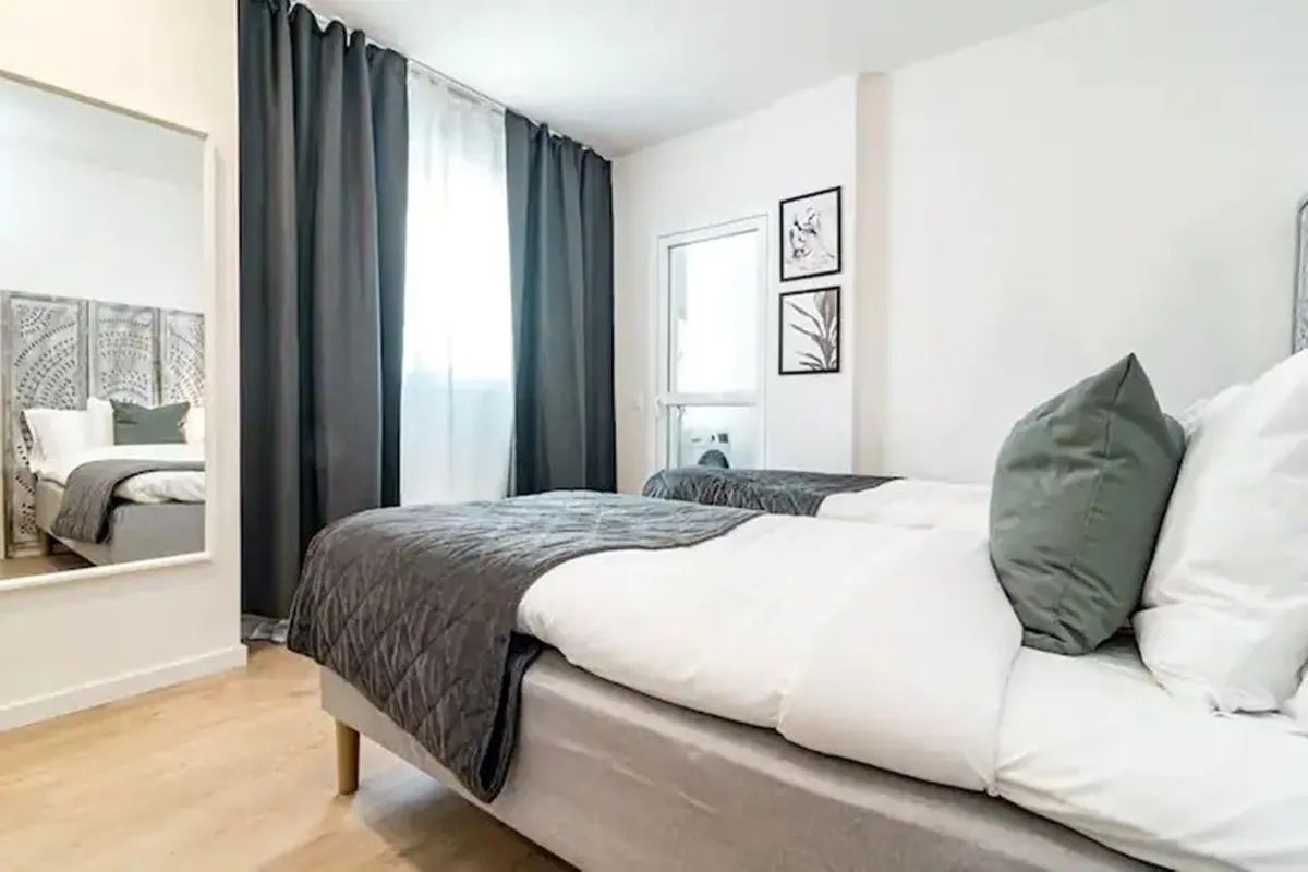 b186dbdf-e92b-44e1-9f87-478895c0bdbb