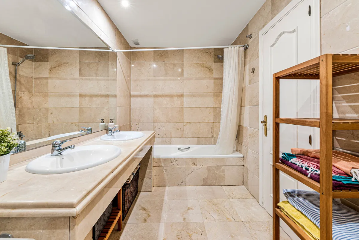 05c8ae8e-5dda-4df1-bfad-02286add8f0d