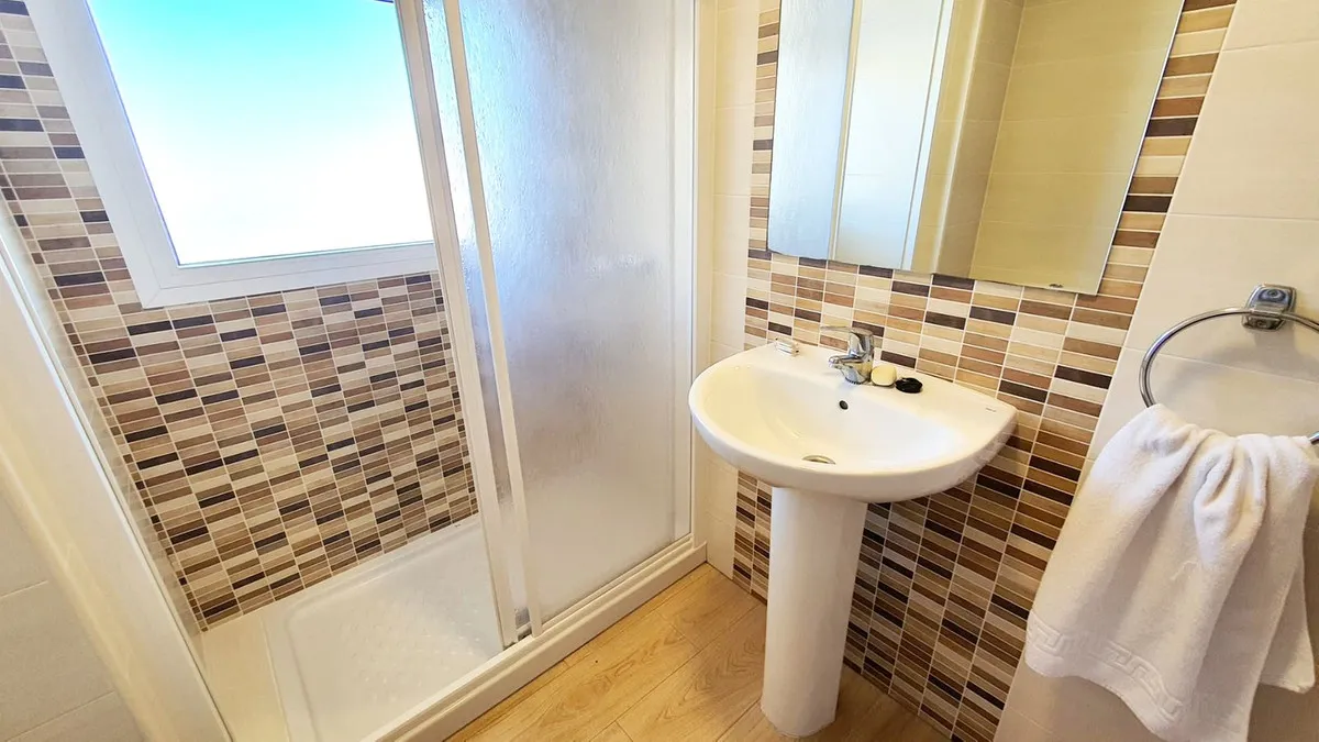 3b0f9cc0-5341-4c5a-bd52-c80fe1de40bc