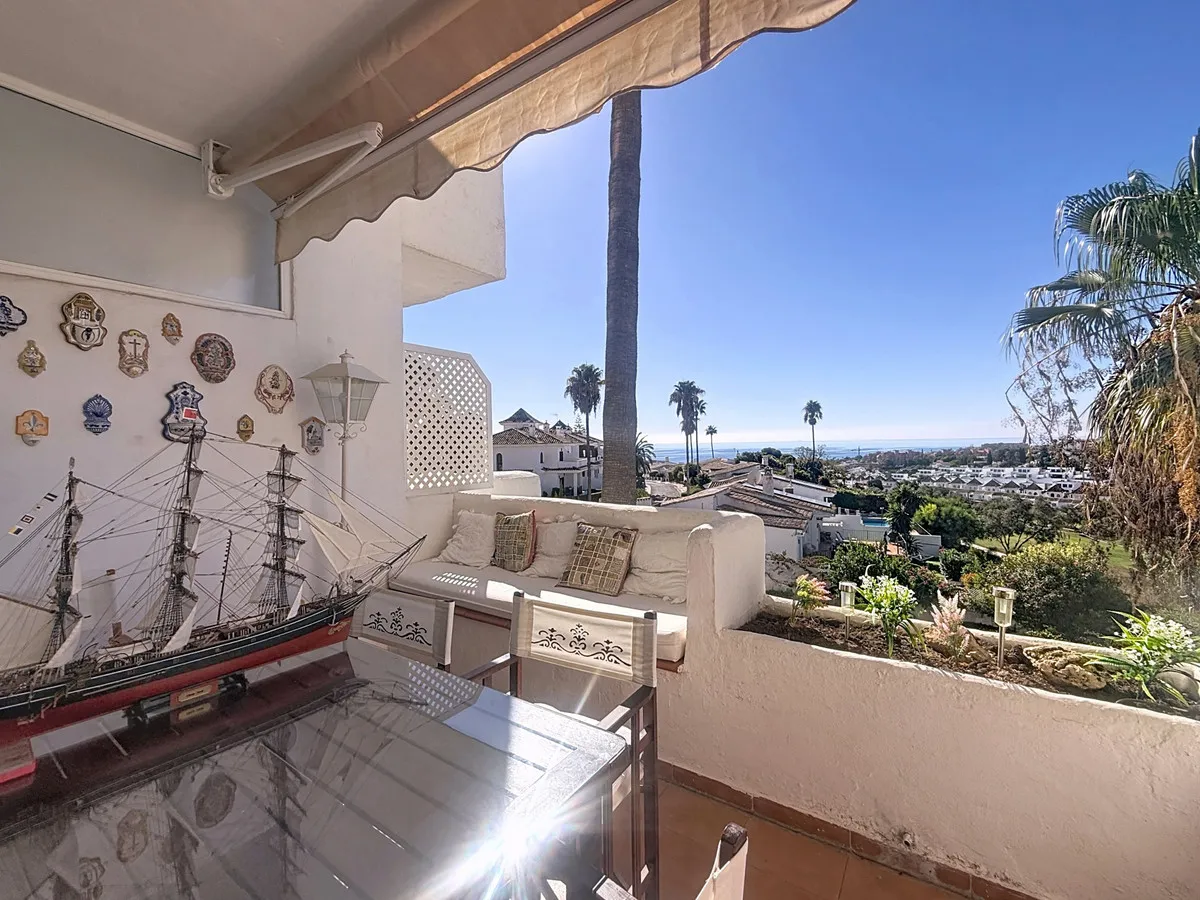 0f1b32d6-09dd-4d13-9434-708a6e8e6017