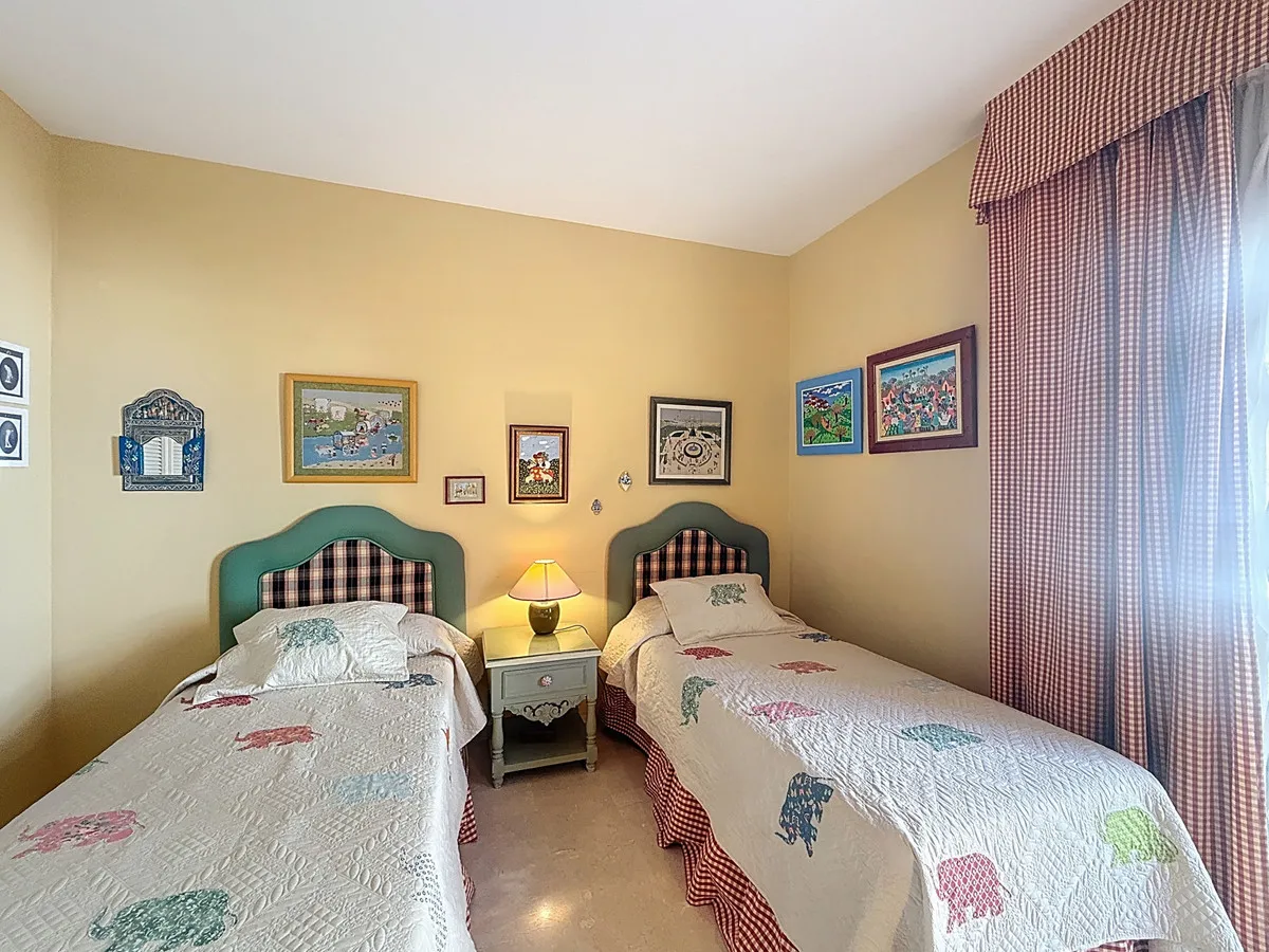 528cbff0-01c0-44b2-9162-0effa77dc1c1