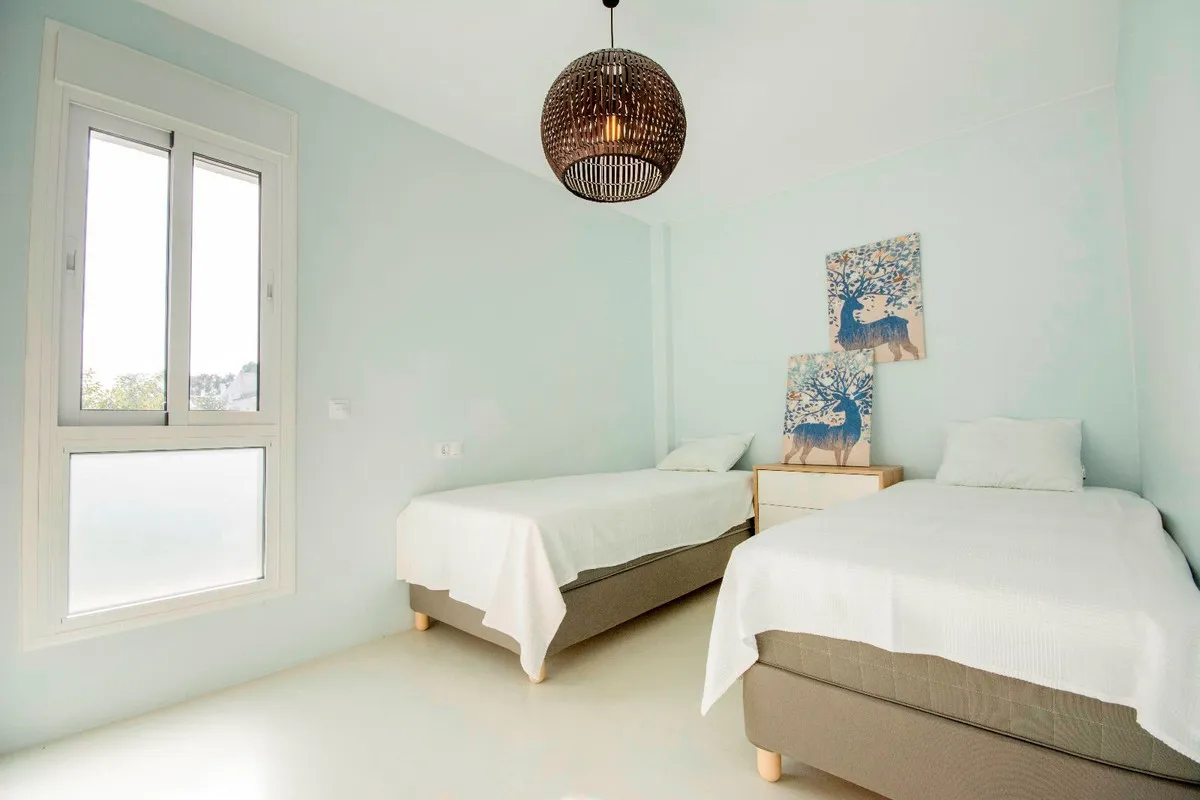 3ee9ed4f-f87e-419f-8733-599c255ac1ae