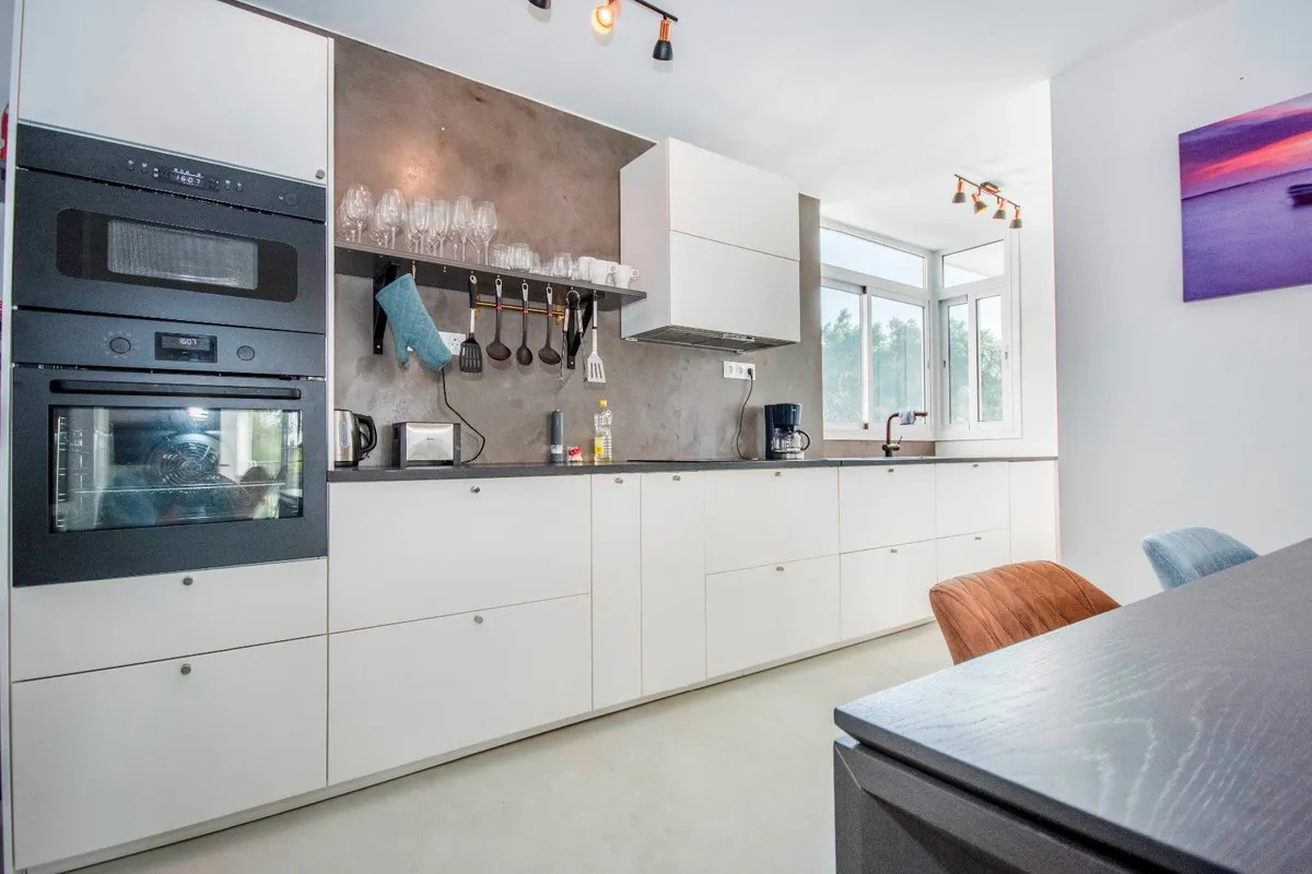 a4389a36-964a-4d90-b047-86d36d3ce372