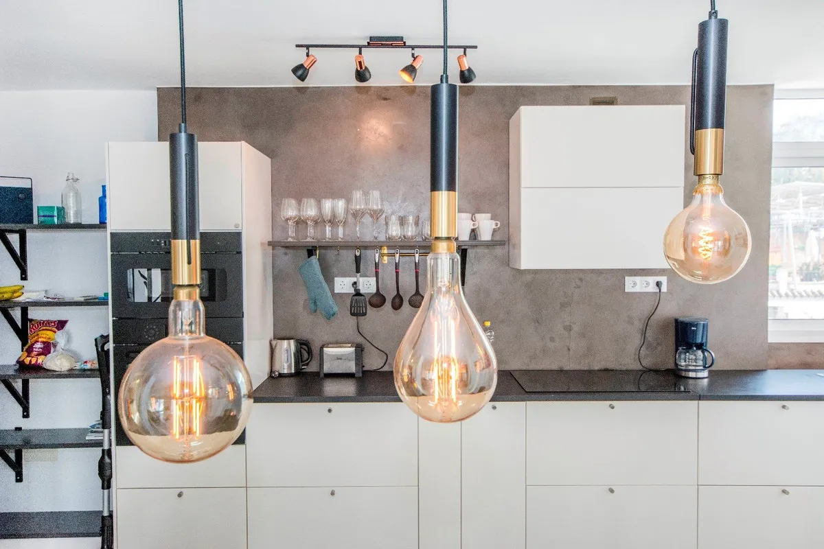 b20d1a71-014b-4102-ae58-0d366d628b96