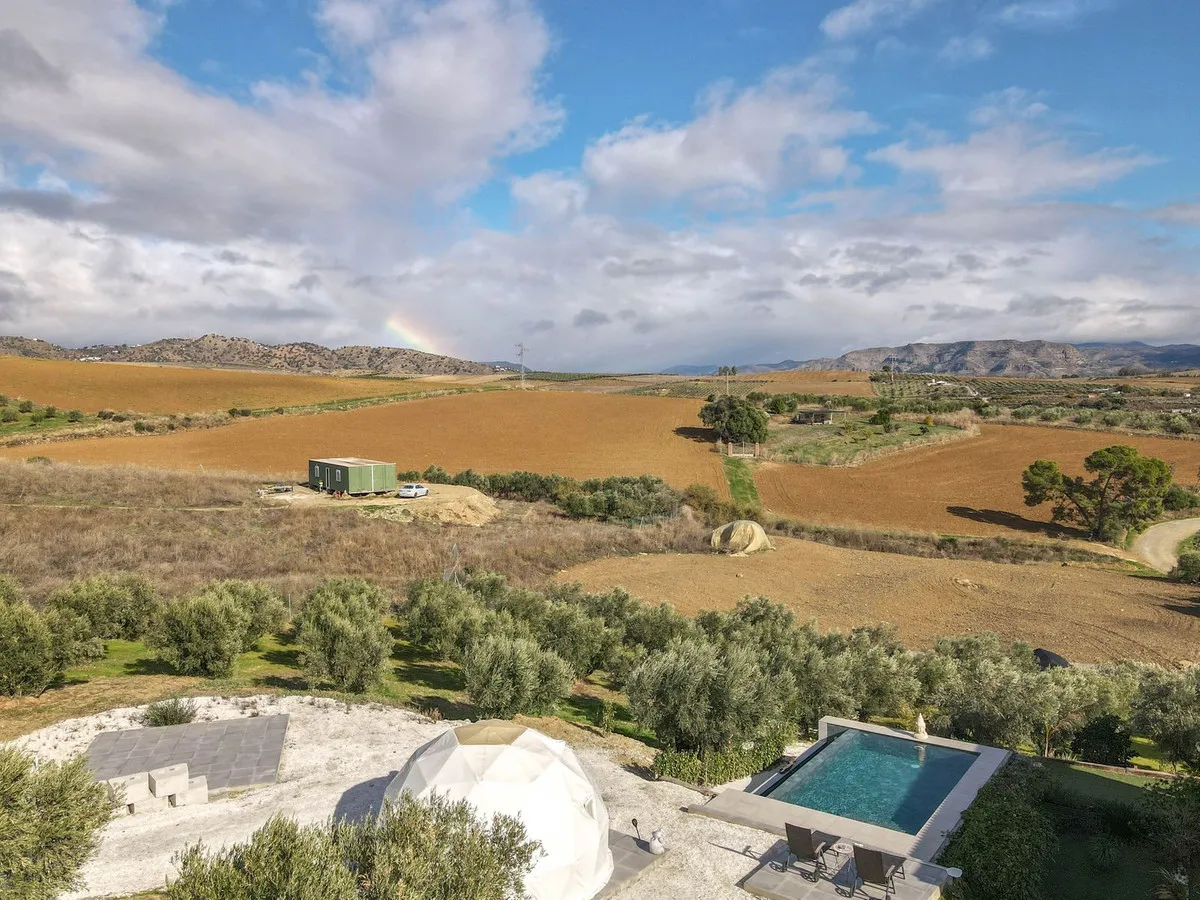 19bf237e-bc42-4527-a2da-82f846c14817