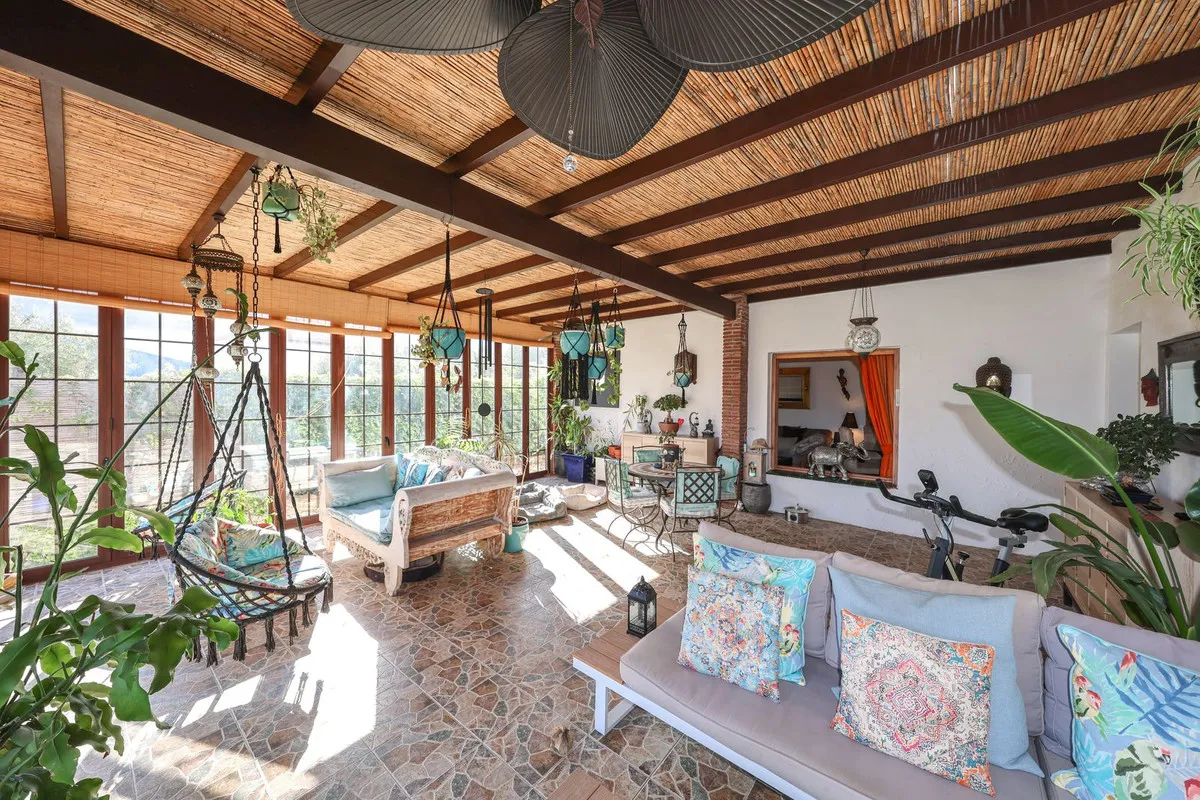 3ef27dfd-0f2e-4684-a1b3-b5540691ba26