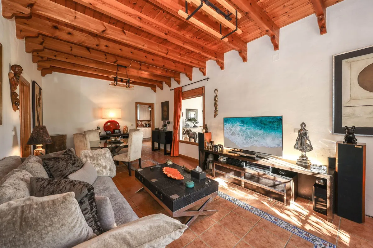 53b13c72-6704-4140-9799-3b5a332d804f