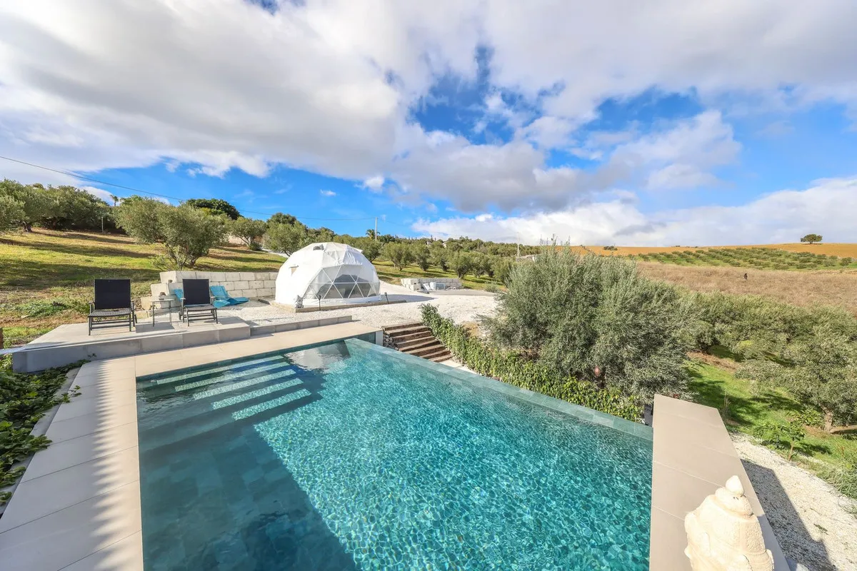 5696d3fe-23f8-406f-bdeb-fbf5103e0436