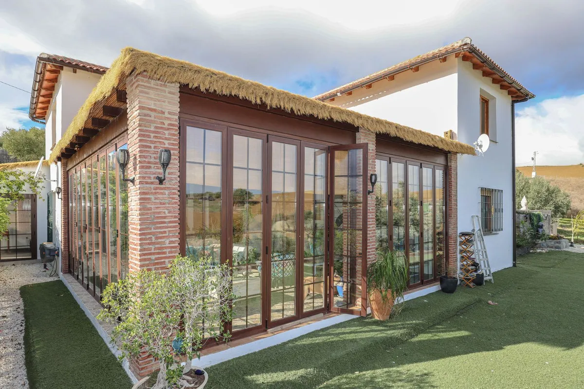 afe4b0c2-1280-4e56-b446-22b1ecbf8aa2