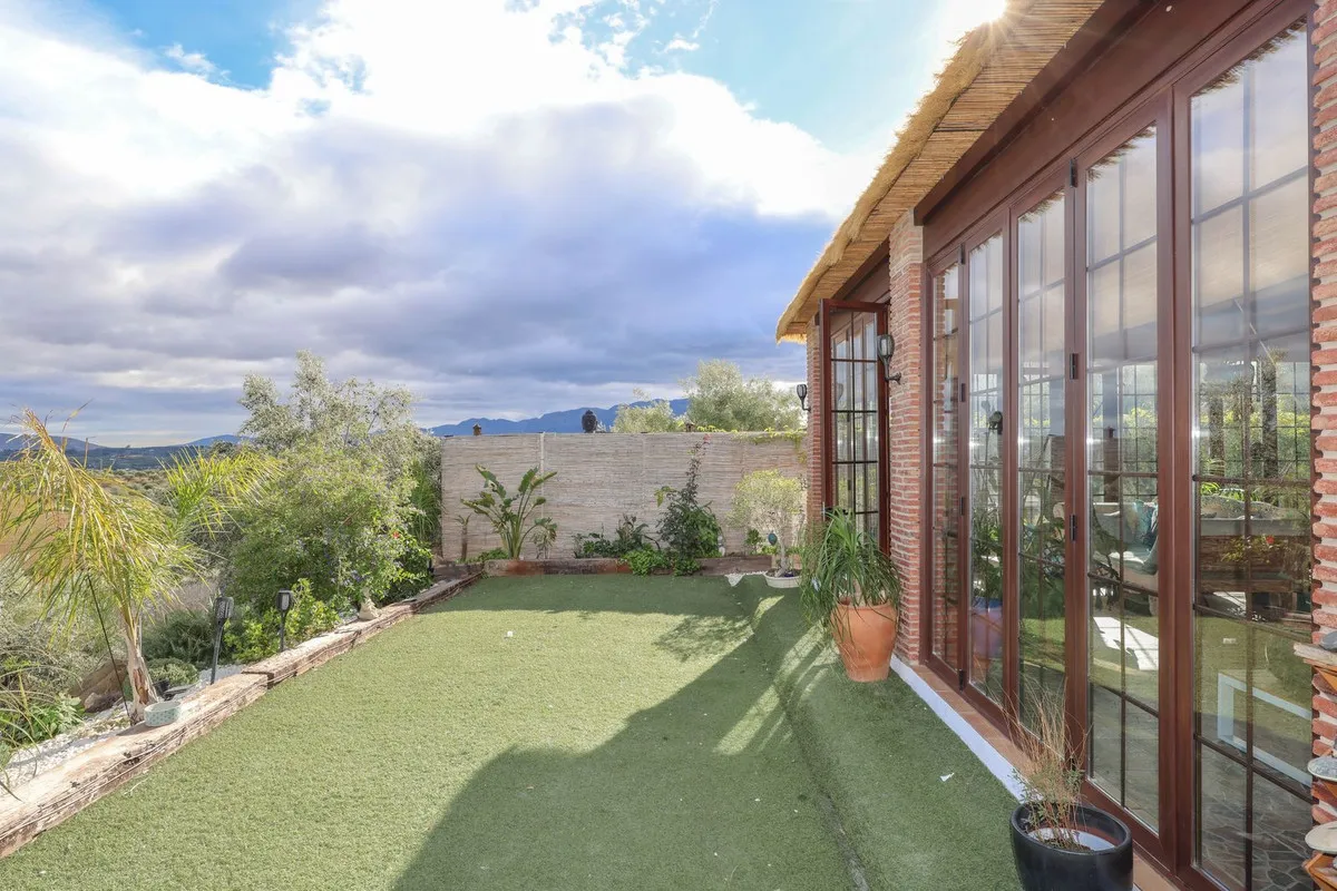 f11afbb0-beee-428f-a961-485363a698d2