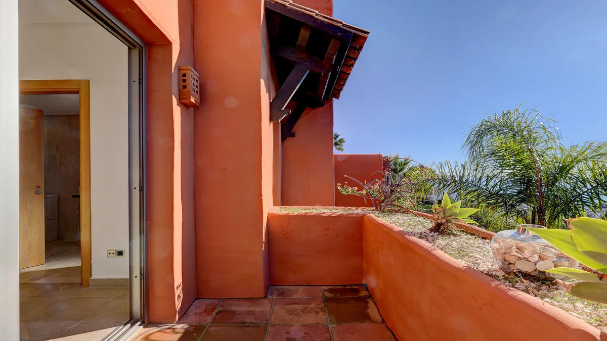 44d24921-19d6-4a21-9d93-34f6e60fbe9c