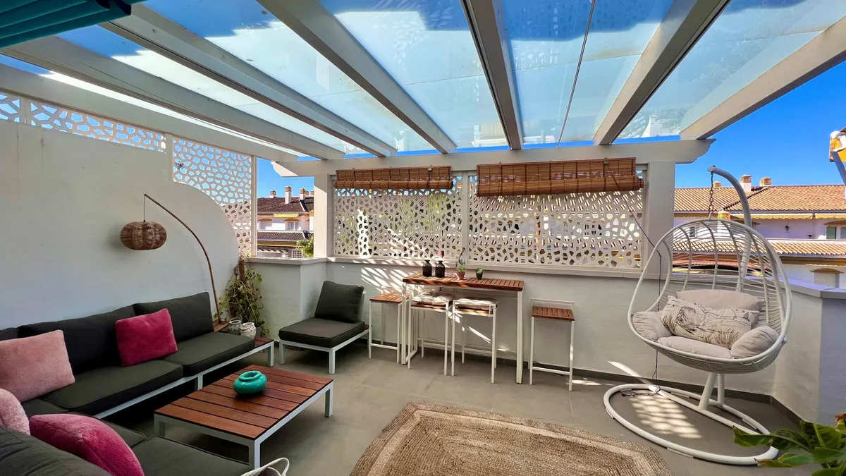 dc2c8b32-ee8b-4eff-9d8f-ea255c4e0720