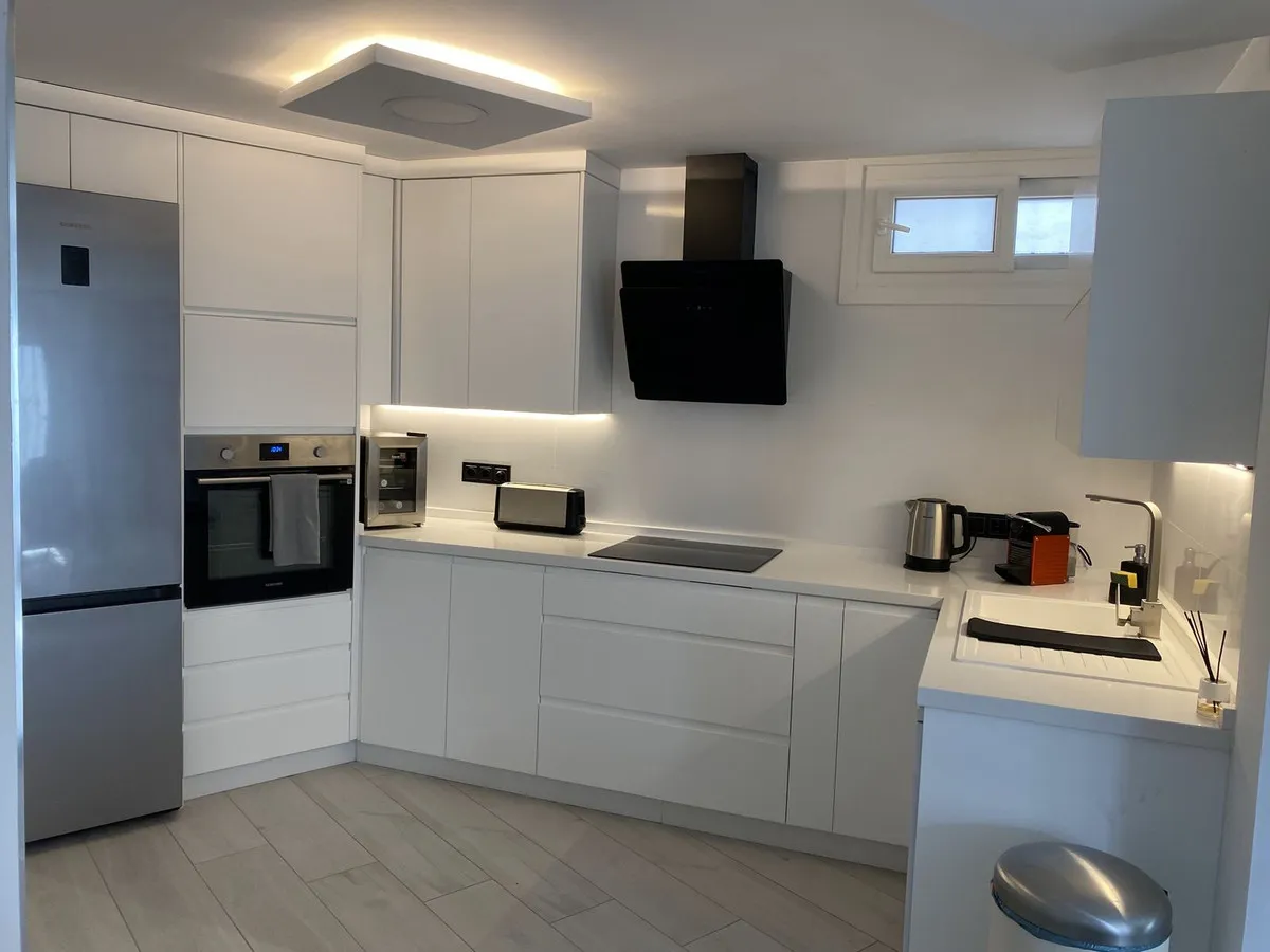 56ea8279-d152-4b14-8fa2-34c15d98804d