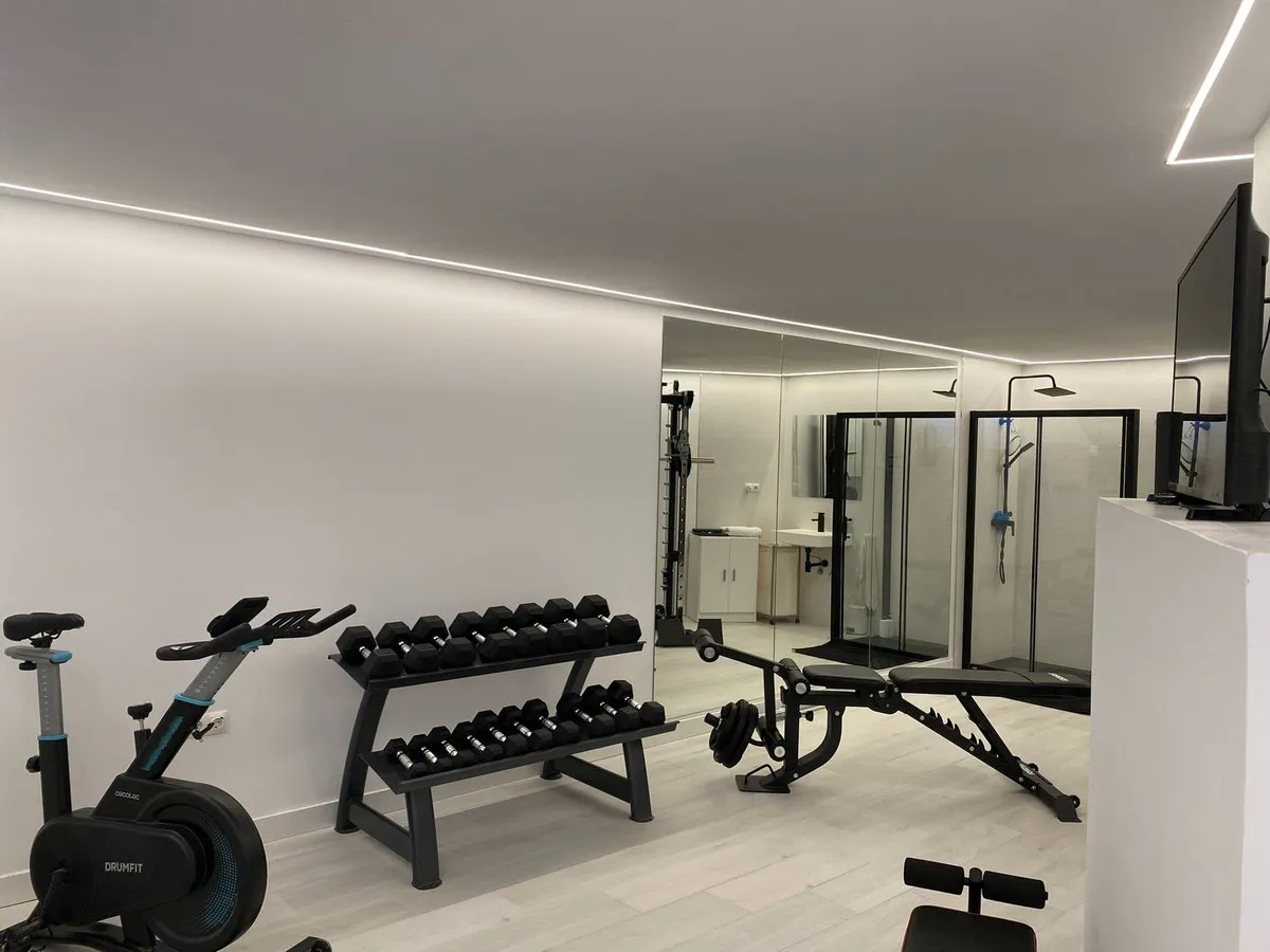 a21ddd15-7ac9-4f4d-b04e-347b1b1c51d4