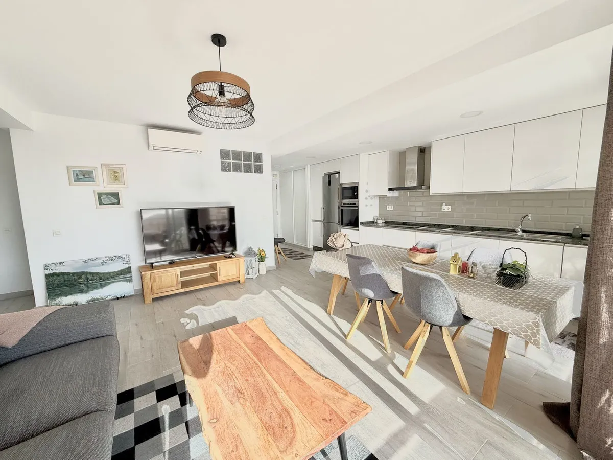 fb14d109-b3e6-4418-bad7-19ff056d72b4