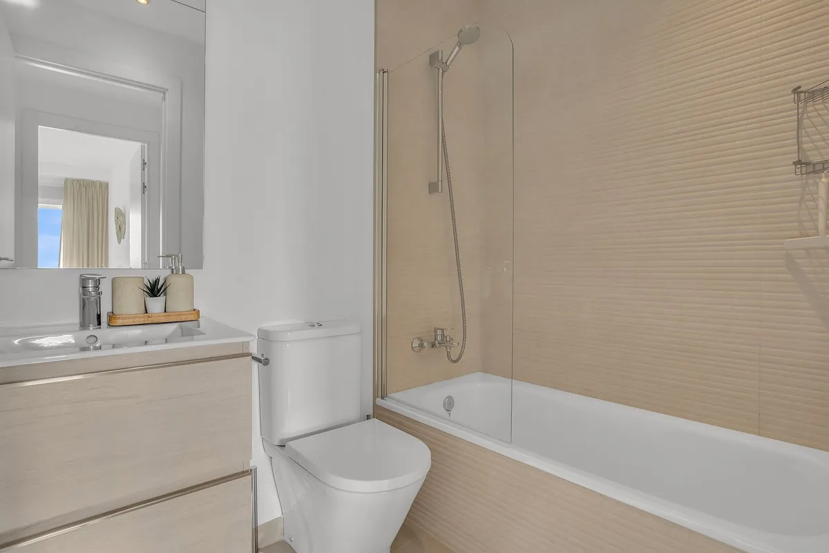 182b4481-2dca-443a-9fad-d5f07d68c525