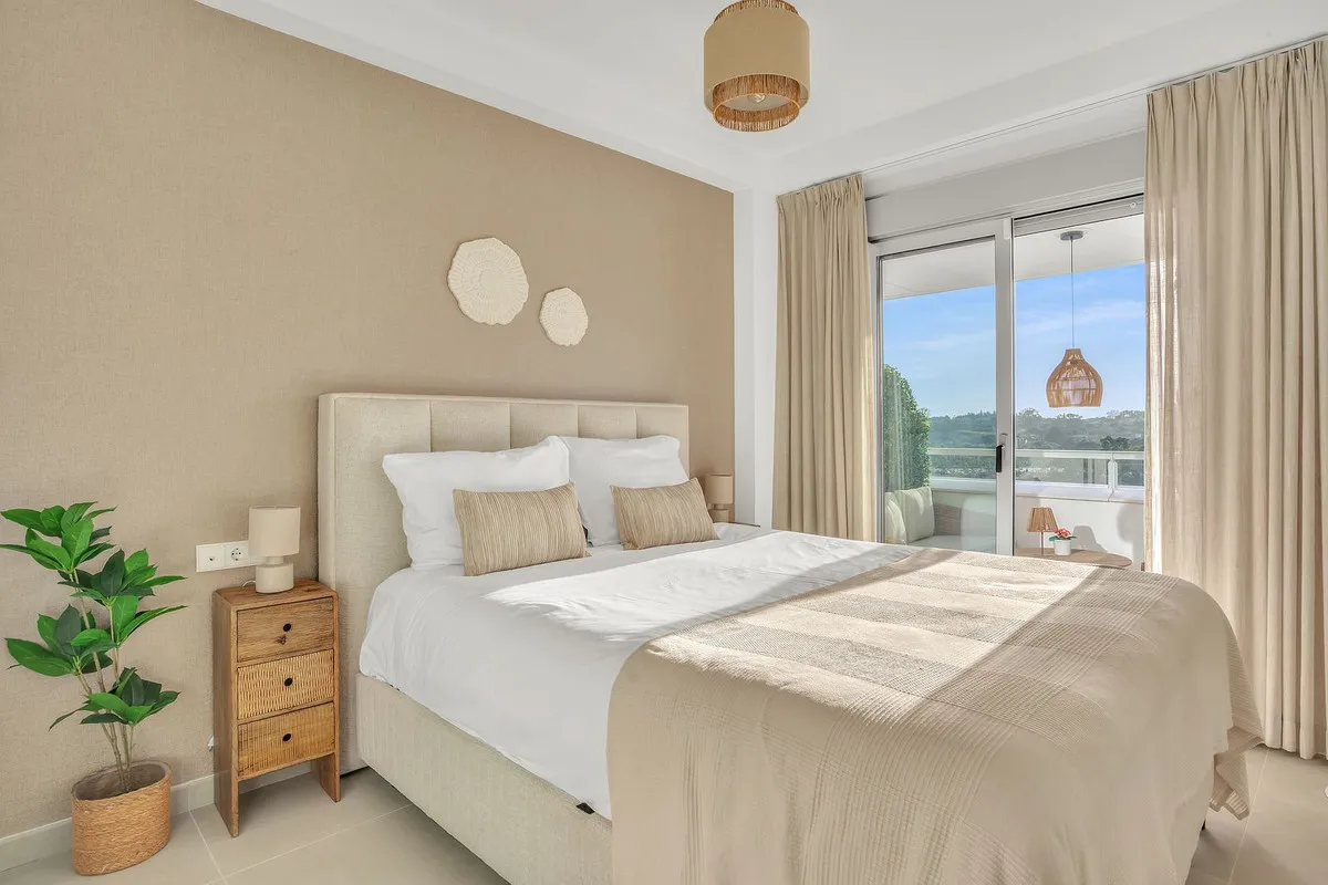 48110736-088d-42a5-aa66-f38202d8be6f