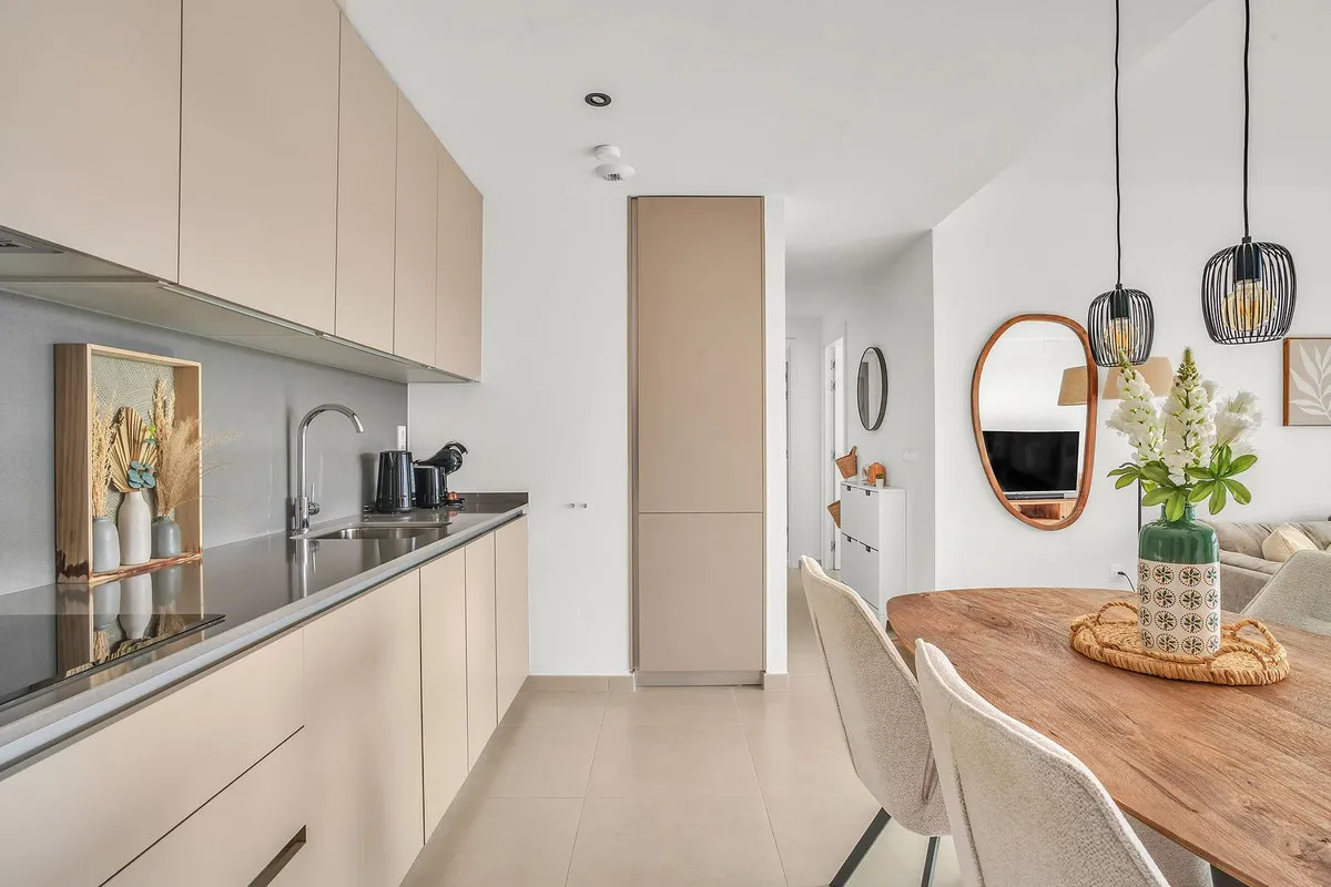 d8d89494-5c04-4de2-8b40-d4687e05b028