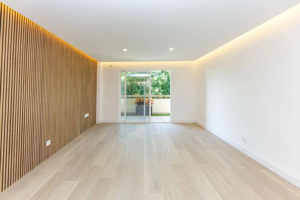 f80bb21c-428c-4187-b2b2-46360c3c6589