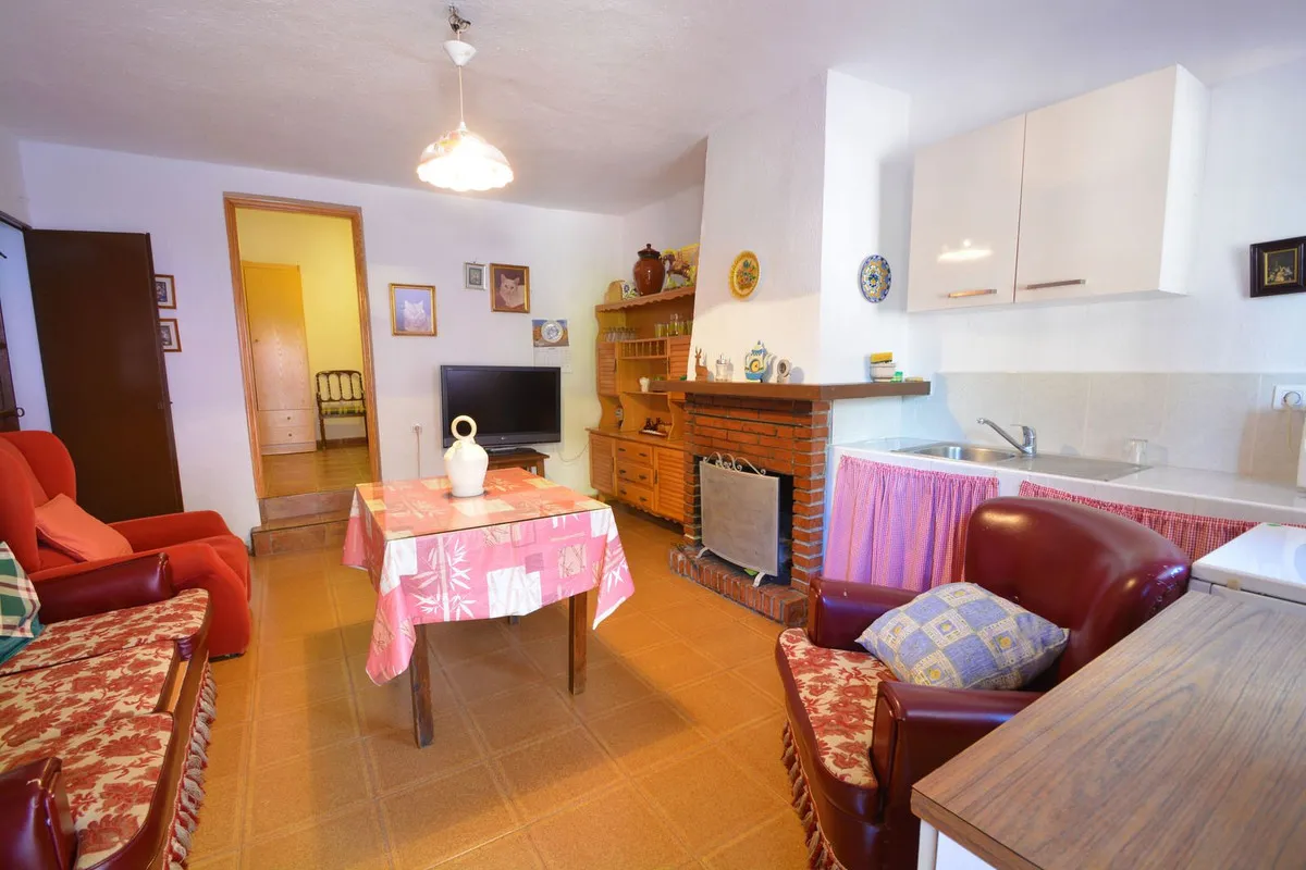 5909486a-55ea-49ca-b3b8-59975e8c8fc3