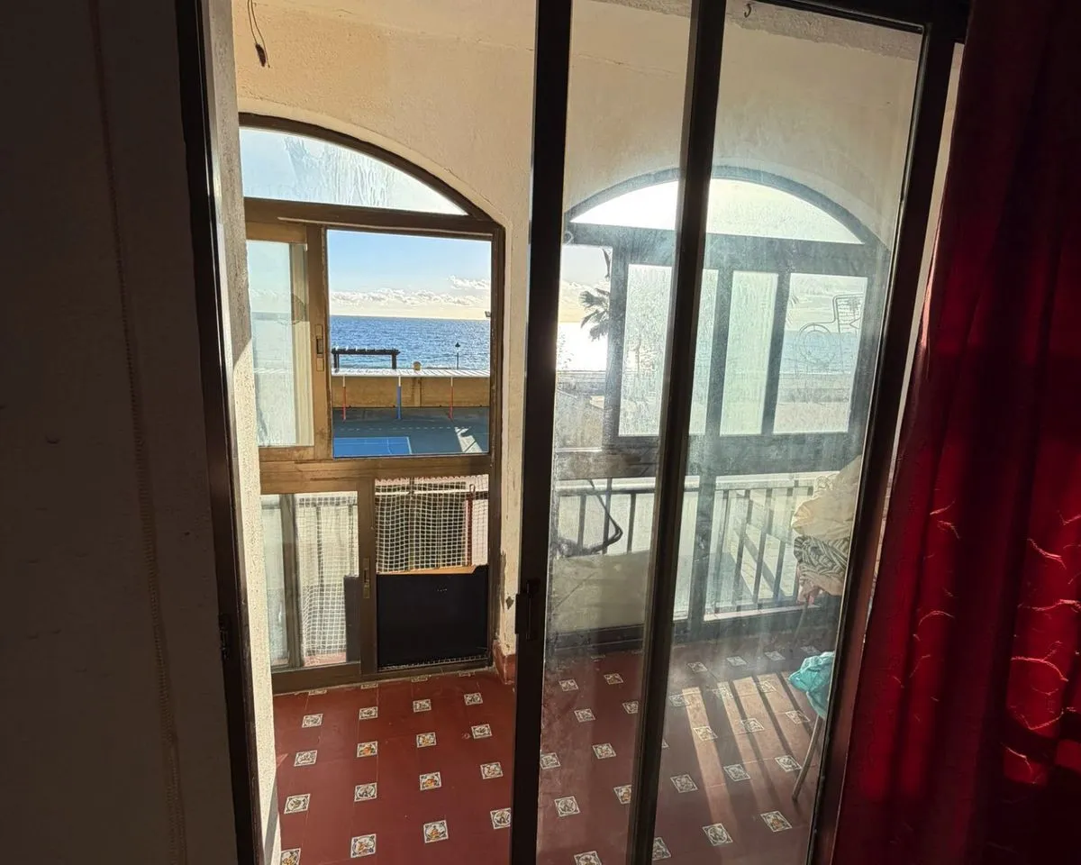 324a0382-ea6a-4cf9-a17d-45f145adec40