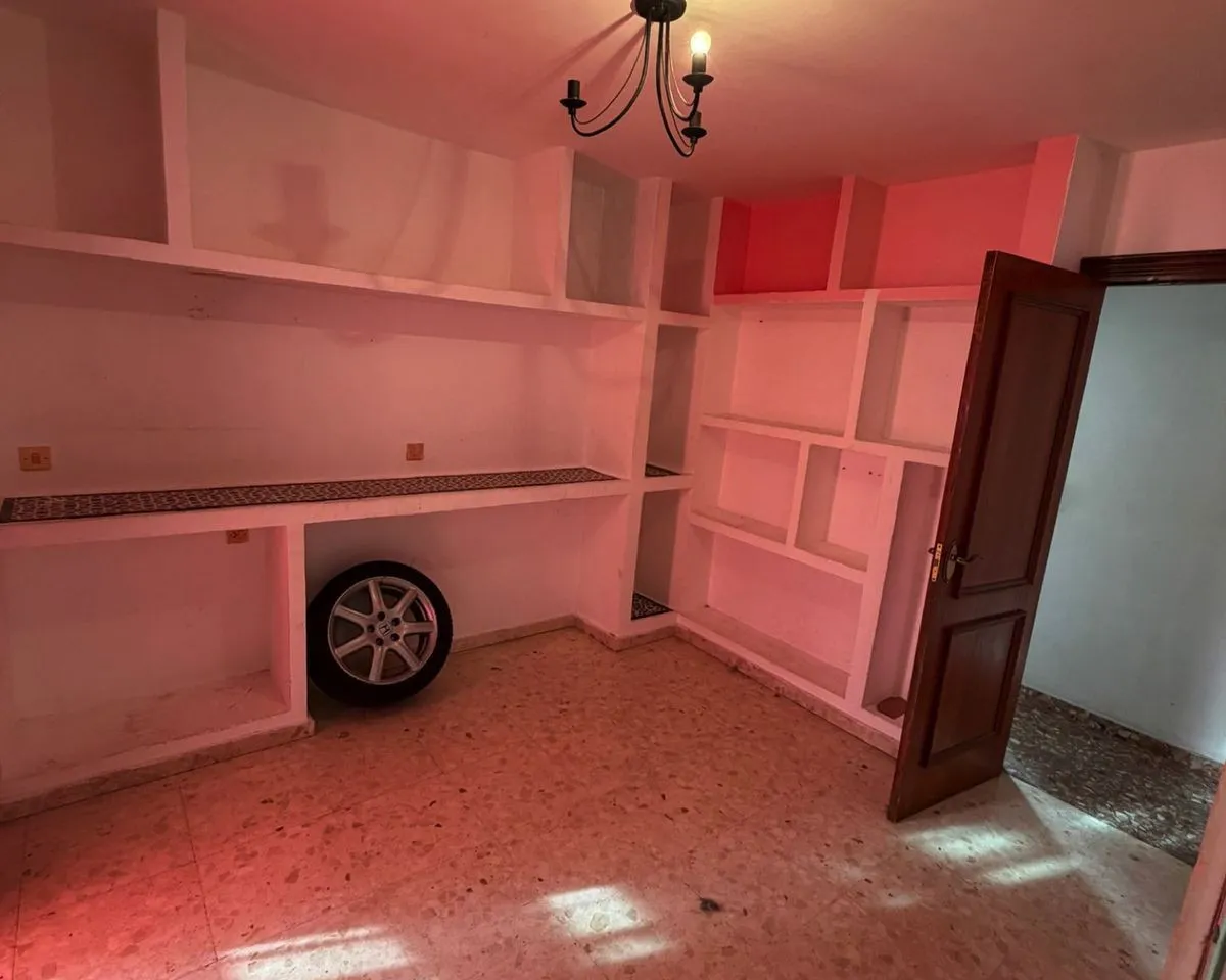 a877b03a-1979-44e5-a62a-5a3778ca402f