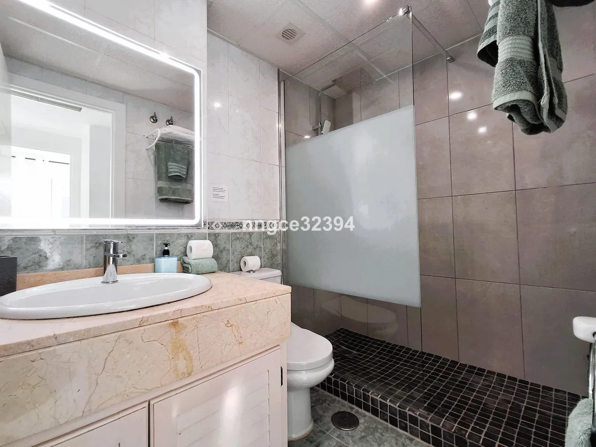 62e9407f-8a4b-464b-88c3-5835e745f335