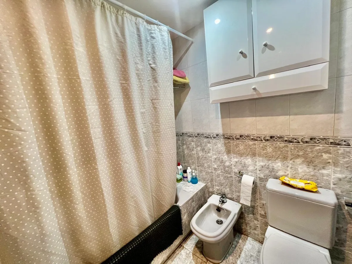 c3219010-b652-448d-bbf1-b8de0ec4d8ac