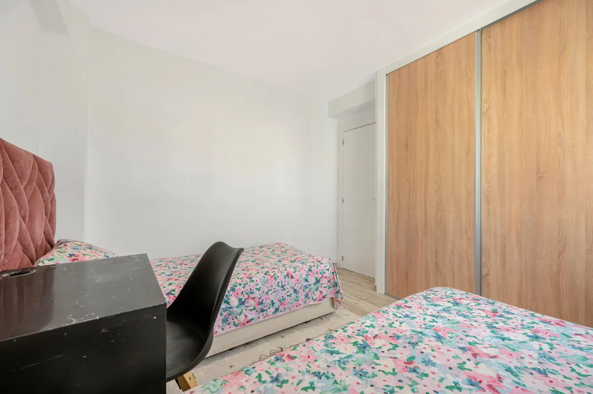 2aca475b-f4a2-4f74-860a-fc05555f7b2d