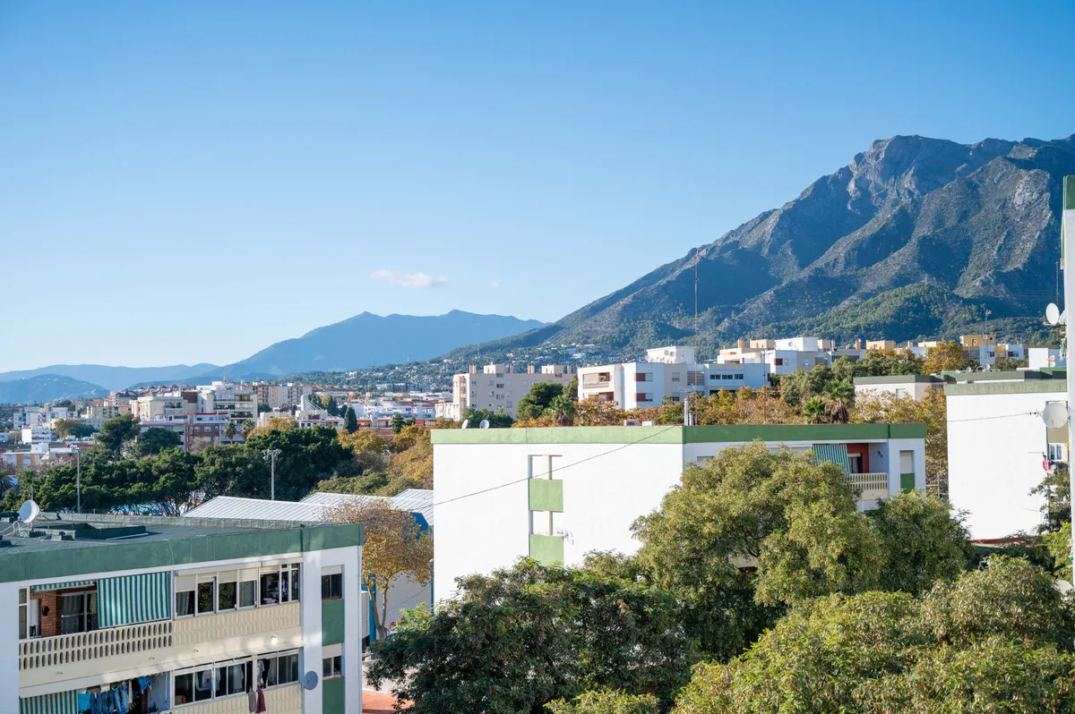 3d78f9cd-9d99-4003-8b56-8de056b089d2