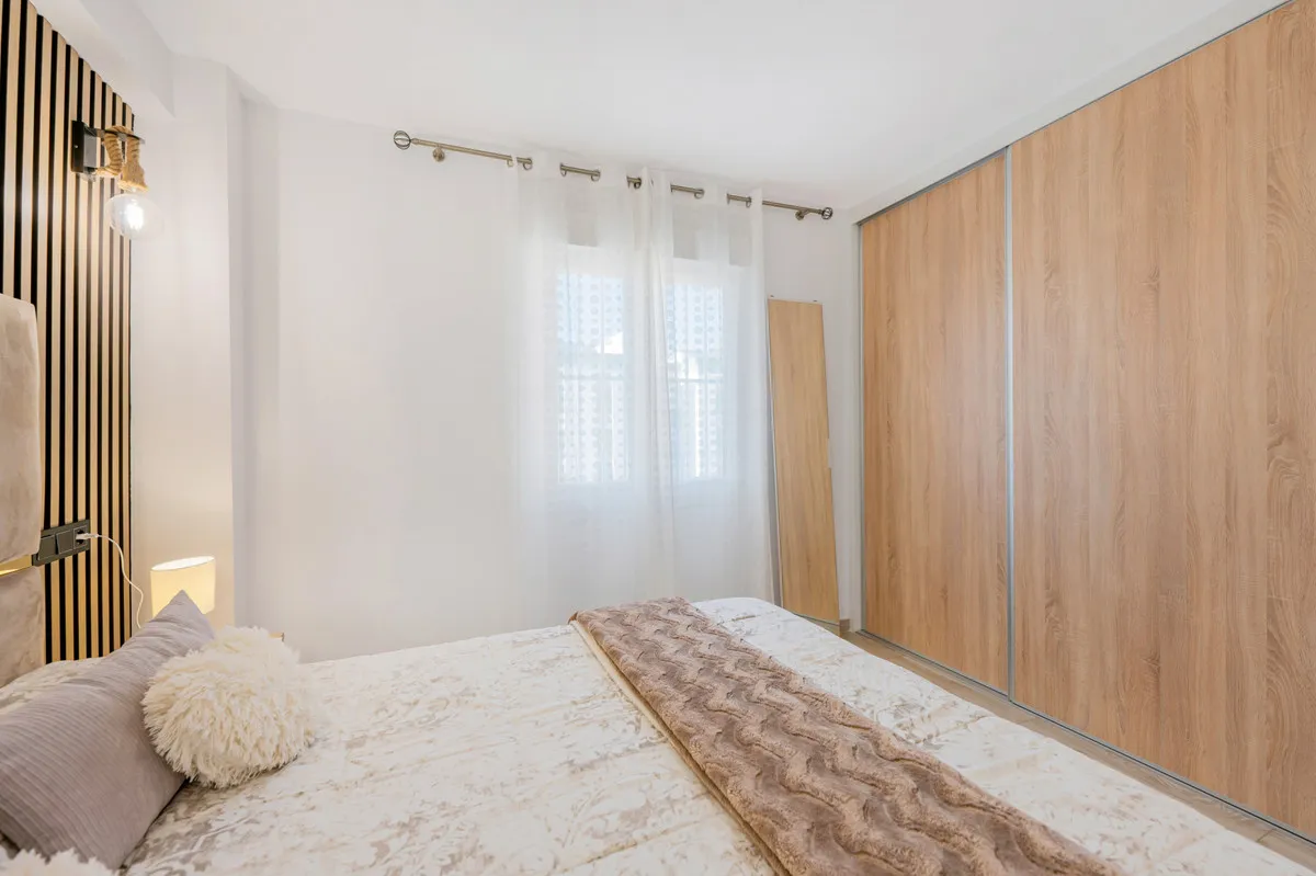 d7c942db-90c2-4460-85a2-0f991b09f30a